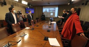 Expertos presentaron sus testimonios en comisión que revisa acusación contra ministro Figueroa