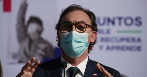 Comisión revisora rechazó la acusación constitucional contra el ministro Figueroa