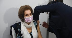 Más de 65 mil personas han recibido su dosis de refuerzo contra el COVID-19