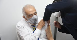 Minsal flexibilizó calendario de vacunación de refuerzo por sistema frontal