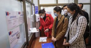 Alcaldes pidieron a Minsal flexibilizar el proceso de vacunación contra el COVID-19