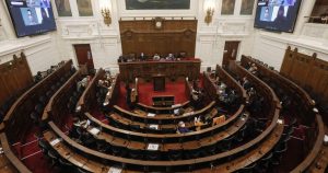 Silenciar, censurar y reeducar: las sanciones de la Comisión Ética a los constituyentes