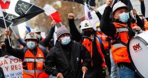 Tercer sindicato de División Andina rechaza oferta de Codelco y se une a huelga