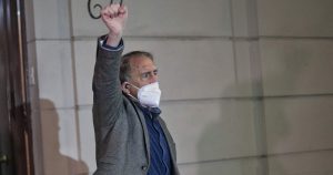 Eduardo Artés contra Gabriel Boric: 