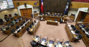 Voto obligatorio: inician debate de reforma constitucional en el Senado
