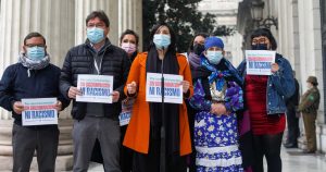 Partido Comunista entregó su respaldo a la machi Francisca Linconao