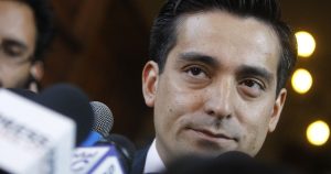 Caso SQM: Fiscalía no persevera en investigación contra Rodrigo Peñailillo y otras 33 personas