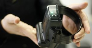 Violencia intrafamiliar: uso de tobilleras electrónicas fue aprobado por el Senado