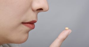 UDI va a FNE por eventual colusión en el precio de pastillas anticonceptivas