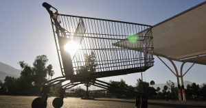 Colusión del pollo: Sernac presenta demanda colectiva contra Walmart y SMU