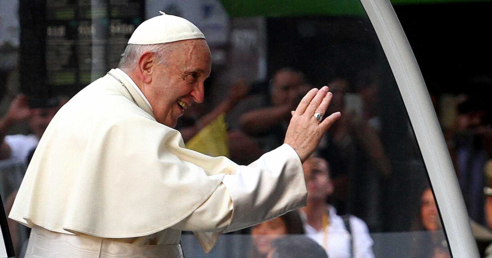 carta con balas Papa Francisco