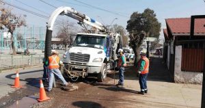 Aguas Andinas llama a velar por el uso correcto de la red de alcantarillado