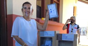 Ex presidenta de Bolivia permanece estable tras intento de suicidio en la cárcel