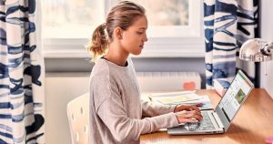 Microsoft invita a estudiantes a participar en curso gratuito de Inteligencia Artificial y programación