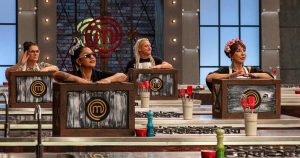 VIDEO - Tercera eliminada de MasterChef Celebrity se despidió de Jorge Rausch con un beso en la boca