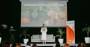 WoomUp Emprende: mujeres líderes guiarán a emprendedoras a potenciar sus negocios