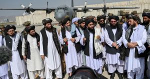 Así celebraron los talibanes la salida de Estados Unidos de Afganistán