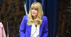 Ximena Rincón condiciona apoyo al cuarto retiro: 