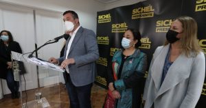 Sichel presenta programa anticorrupción para 