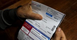 Enel recurre al TC por ley que le impide interrumpir suministro a clientes con capacidad de pago