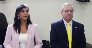 “Ella no sabe”: Mañalich critica proyección sobre el COVID-19 de Izkia Siches