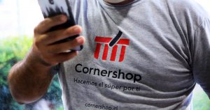 Sernac denuncia a Cornershop ante la justicia por cobro adicional