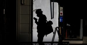 Desempleo bajó a 8,5% con la creación de casi 110 mil puestos de trabajo en trimestre junio-agosto