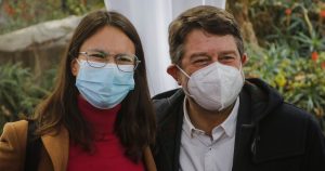 Orrego dispara contra permisos de Hassler para ambulantes en Santiago: 