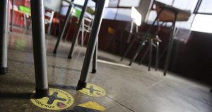 Viña del Mar y Santiago entre las 6 comunas sin clases presenciales