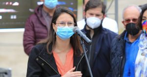 Municipio de Santiago se querella por millonarios finiquitos a ex funcionarios de Dirección de Educación