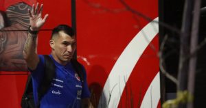 Gary Medel expuso amenaza de muerte que recibió en Instagram