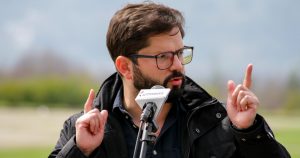 Boric se compromete a terminar con figura de delegado presidencial: 