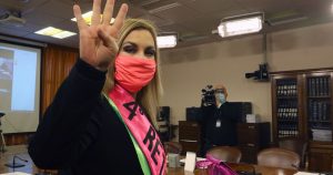 Jiles apunta contra Piñera tras confesión de Cerda por primer retiro del 10%