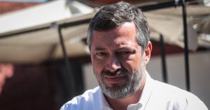 Sichel cuestiona apoyo oficialista al cuarto retiro: 