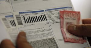 Cámara pide condonar deudas por servicios básicos a usuarios sin ingresos