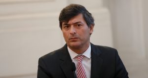 Tras caso Parisi: buscan prohibir que deudores de pensión postulen a cargos de elección popular