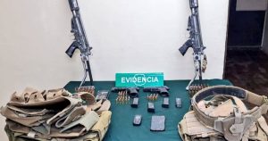 Bolivia recurre a la vía diplomática para liberar a tres militares detenidos