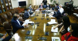 Ley corta de pensiones: Comisión modifica tabla de mortalidad a los 85 años