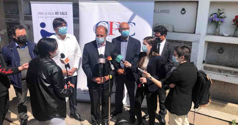 Instauran la Primera piedra de Mausoleo y Memorial para personas en situación de calle en Cementerio General