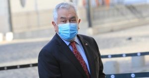 Paris reconoce aumento de casos COVID-19 pero destaca que hospitalizaciones no han subido