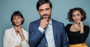 Mega le arrebató el primer lugar a Chilevisión y lideró en sintonía durante agosto