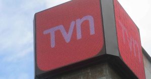 Periodistas de TVN Red Atacama fueron grabadas mientras se cambiaban ropa en los vestuarios