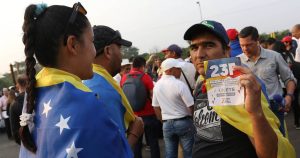 Venezuela anuncia reapertura de la frontera con Colombia