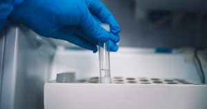 Minsal volvió a reportar más de mil casos nuevos de COVID-19 tras casi dos meses