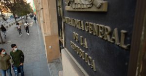 Esposo de Yasna Provoste enfrenta juicio para restituir $859 millones a la Junaeb