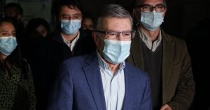 Joaquín Lavín anuncia su retiro de la vida política electoral