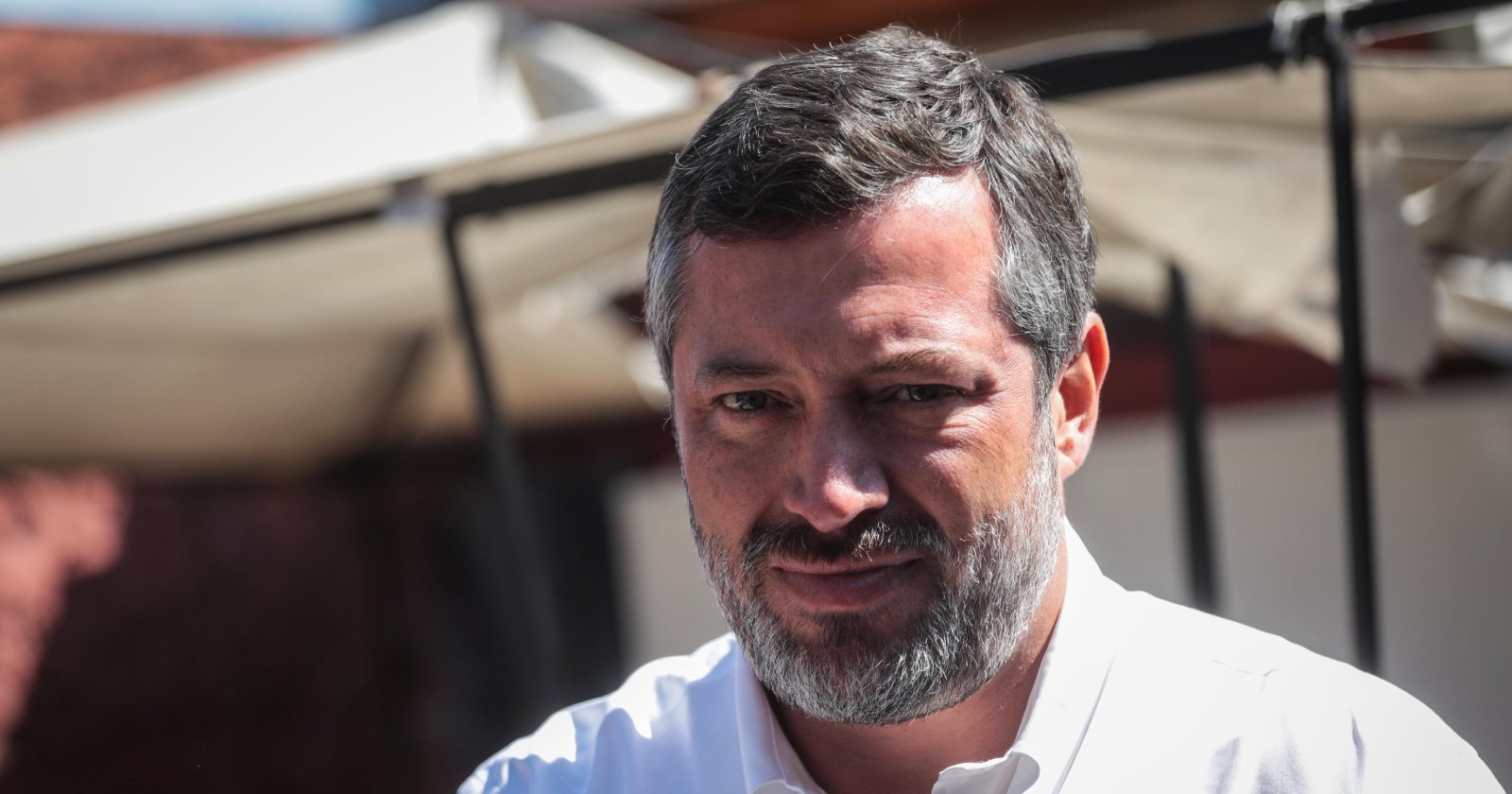 Sichel entrevista padrastro