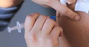 Más de 1,2 millones de personas no han iniciado su proceso de vacunación en Chile