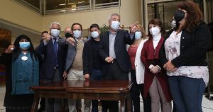 Oposición presenta acusación constitucional contra el presidente Sebastián Piñera