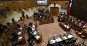 La Moneda patrocina proyecto para dar pensiones de gracia a huérfanos de la pandemia